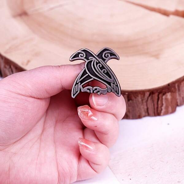 1pc Odin Raven Enamel Brooch, Nordic Mythology Bird Pin, Meaningful Badge Brooch Suitable For Clothes/Bags/Hats Christmas Gift Men Gifts Bag Pins