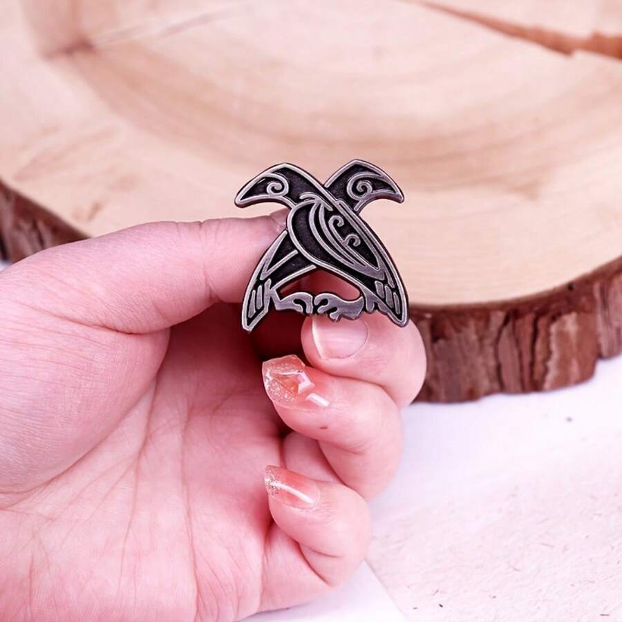 1pc Odin Raven Enamel Brooch, Nordic Mythology Bird Pin, Meaningful Badge Brooch Suitable For Clothes/Bags/Hats Christmas Gift Men Gifts Bag Pins