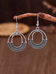 Vintage Bohemian Style Geometric Circular Hollow-Out Antiqued Silver Woven Pattern Earrings For Women. Western Women's Jewelry, Suitable For Daily Wear, Parties, Gift-Giving And Use In All Seasons.