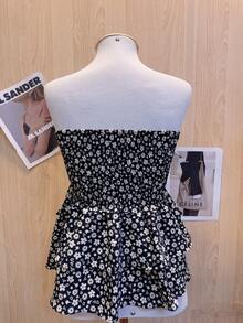 Women's Cropped Printed Blouse With Ruffle - Black - View 2