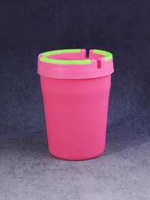 1pc Glow In The Dark Car Ashtray Cigarette Self-Extinguishing Cup Car Ash Holder Portable Truck Home Office PORTABLE ASHTRAY