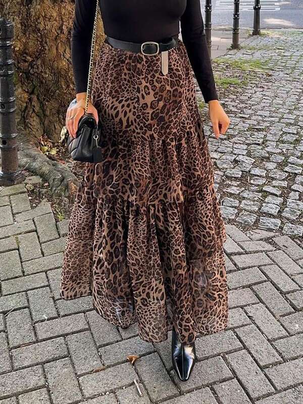 Look Polly Tenue d'hiver pour femme, style décontracté français, élégant et digne. Style de vacances à la plage, sens du style de l'argent ancien. Vêtements occidentaux pour femmes pour les invités de mariage. Jupe mi-longue à imprimé léopard avec ourlet en couches, jupe à volants. Tenue de Thanksgiving pour femme. Jupe imprimée guépard pour la plage.
