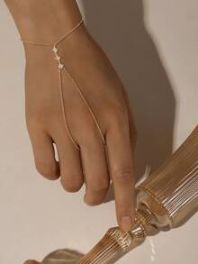 EleRunis 1PC 925 Sterling Silver Dainty Four Leaf Clover Ring Bracelet Hand Chain For Women Dainty Cubic Zirconia Bracelet And Ring Chain Body Jewelry Daily Wear Wedding Party Engagement Anniversary Valentine's Day