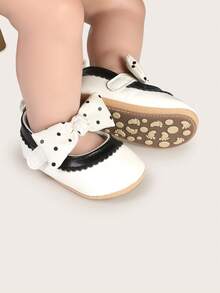 أحذية ناعمة لا تنزلق مع تصميم فيونكة للأطفال الرضع البنات حديثي الولادة من عمر 0-1 سنة، مناسبة لمناسبات مثل عيد الميلاد الأول أو مرور 100 يوم، للربيع والخريف