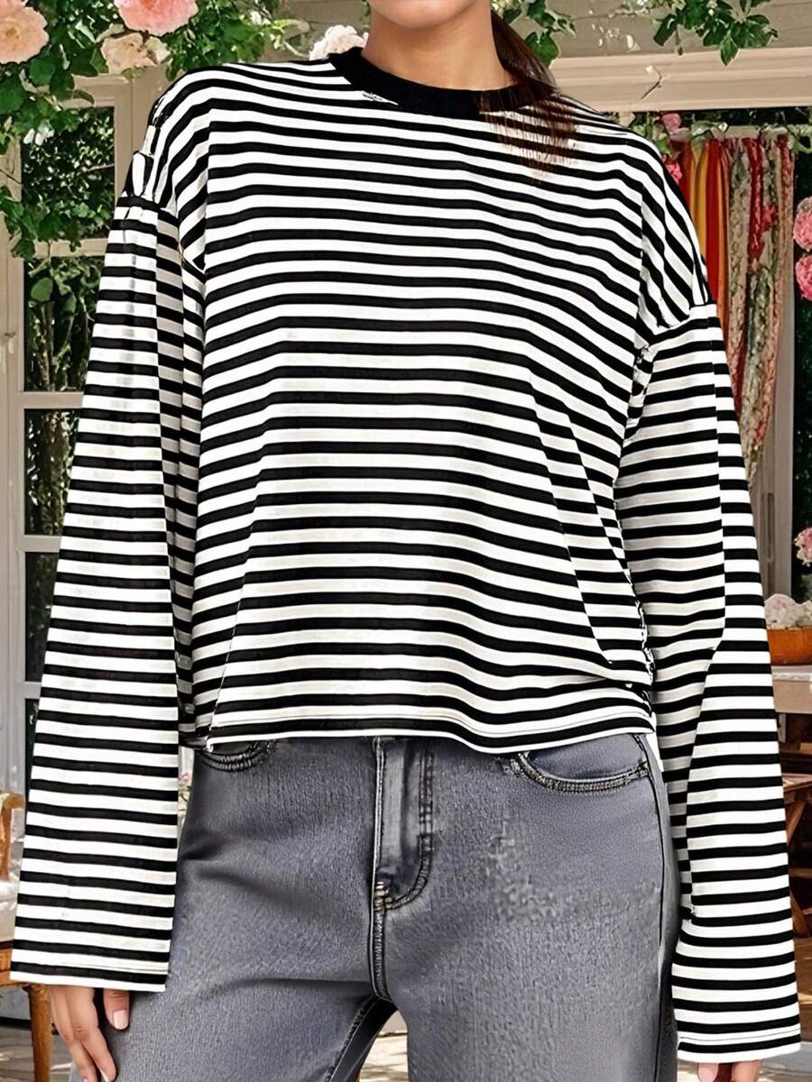 Women Striped Long Sleeve Baggy T Shirts Y2k Vintage Stripes Oversized Boxy Tees Cropped Tops Lionesss Stripped Sweatshirt Fall Preppy Teen Girl Clothes - 黑與白 - 查看 1