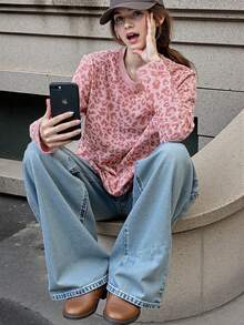 Camiseta informal de mujer con estampado de leopardo rosa, manga larga, cuello redondo, corte regular, para uso diario y casual en otoño/primavera. - Rosa - Ver 5