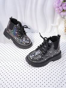 1 双黑色亮面柔软 PU 婴幼儿女童靴，橡胶鞋底，前部系带，侧拉链设计，时尚儿童短靴，适合 3-12 岁女童，适合日常、休闲、学校、度假、派对、学生、公主，2025 年秋冬新款