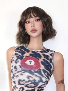 Brown Short Curly Bob Wigs With Bangs For Women 10 Inch Synthetic Curly Bob Wig For Girl Natural Looking Summer Daily Party Cosplay Use For Halloween And Christmas New Year Carnival Music Festival Cosplay ,Gifts For Girls,Summer Graduation Gifts,Ready-Made Gifts,Halloween Christmas Gifts - 棕色 - 查看 4