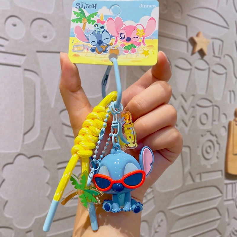 迪士尼《星际宝贝》夏日海滩系列PVC吊坠 - 安迪·史迪奇，可爱外星人角色挂件，耐用防水PVC材质，热带海滩主题设计，精致包包/钥匙扣配饰，官方卡通饰品，史迪奇粉丝的完美礼物，收藏装饰品 - 彩色 - 查看 1