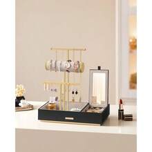 SONGMICS Soporte para Joyas Expositor de Joyas Organizador de Pendientes de Metal con Espejo para Collares Pulseras Pendientes Anillos Regalo Ideal Negro y Dorado JJS022B01 - Negrodorado - Ver 2