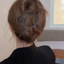 4pcs Matte & Glossy Leopard Print & Solid Color Round Hair Clips Set, Women Daily & Occasion Bun, Half-Up Hairstyle Essential Hair Accessories, Fitting Head Shape Design, Minimalist Retro Niche Hair Clips