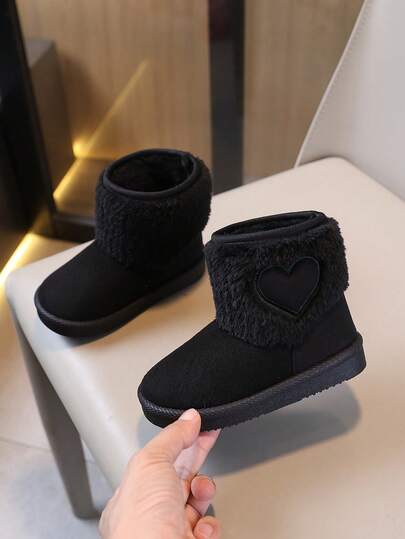 冬季新款儿童雪地靴，时尚防滑软底儿童靴，女童宝宝靴，保暖冬鞋，心形装饰