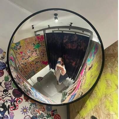 Zazumi 1 Piece Corner Mirror Artistic Decorative Round Wall Mirror - Full-Length Horizontal Wall-Mounted Mirror, Plastic Frame, No Power Required | Decorative Home Accessory, Portable Mirror, Suitable For Living Room, Bedroom, Hallway, Bathroom Wall Decoration, Selfie Mirror For Trying On Clothes, Room Decoration.