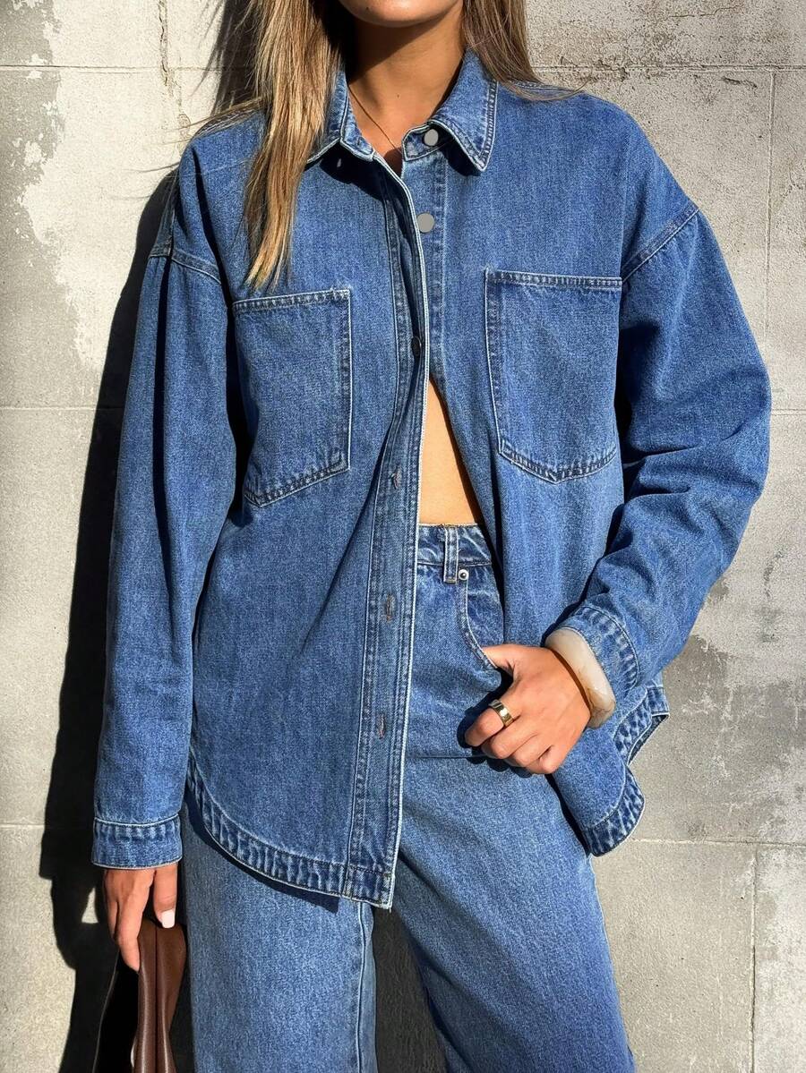 2026 Women Denim Shirts Oversized Long Sleeve Button Down Blouse Distresse Jean Jacket Spring Outfits - Màu xanh lam - Xem 1
