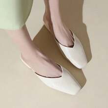 Zapatillas de Punta Afilada para Mujeres, Sandalias de Punta Cuadrada Nuevas de Primavera Verano 2025, Zapatos Planos Versátiles de Estilo Francés - Blanco - Ver 5