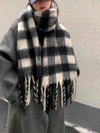 1pc Women's Black And White Square Wool Imitation Cashmere Warm Scarf, Fashionable Decoration, Warm For Dress