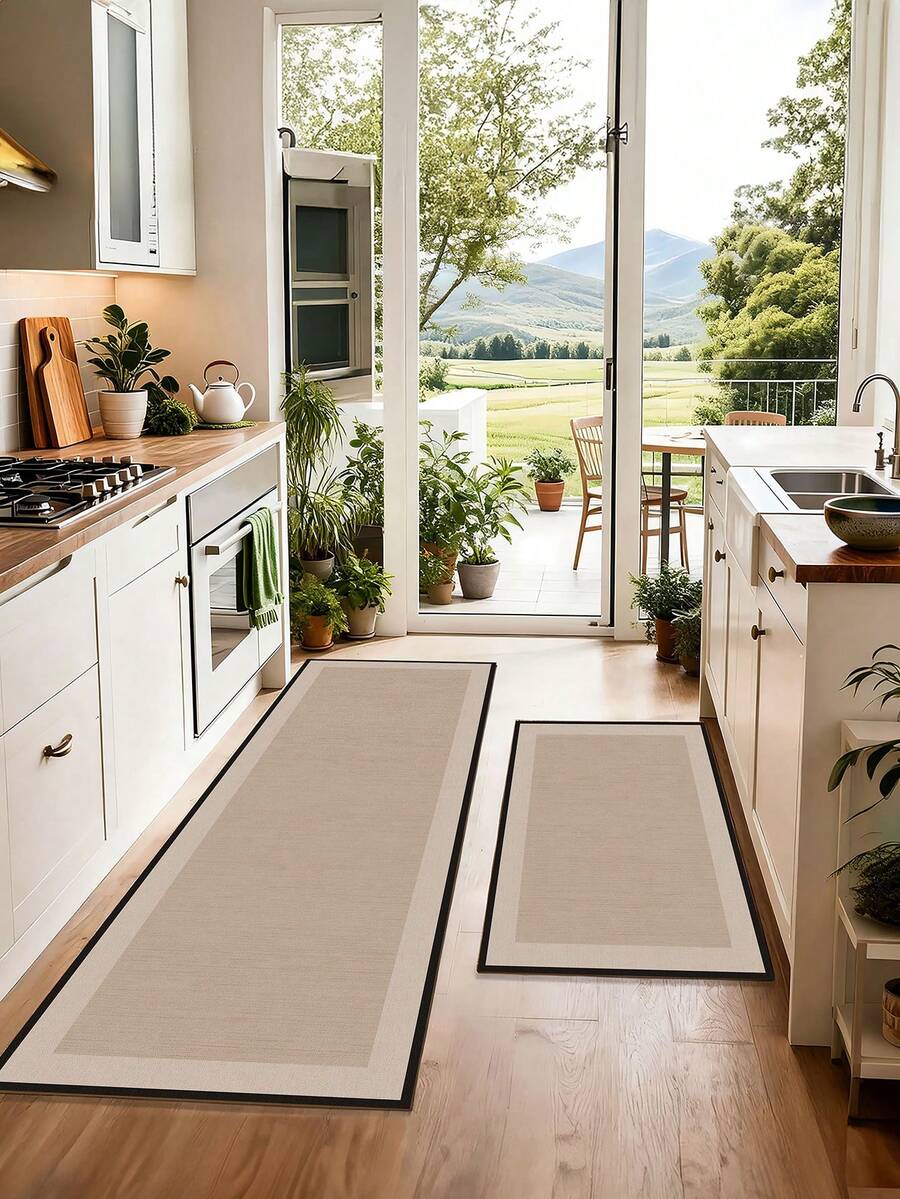 1 Piece Of Black Border Beige Solid Color Pattern Kitchen Floor Mat, Anti Slip And Stain Resistant, Suitable For Room Decor, Living Room, Bathroom, Bedroom Rug, Door Mat, Area Rug And Outdoor Carpet, Made Of Polyester Fiber Material, Easy To Clean And Machine Washable, Suitable For All Seasons And Holidays.