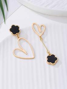 1 Cặp bông tai hình trái tim và hoa năm lá màu đen bất đối xứng sang trọng, quà tặng trang sức thời trang cho sinh nhật, kỷ niệm, hẹn hò - màu đen - Xem 4