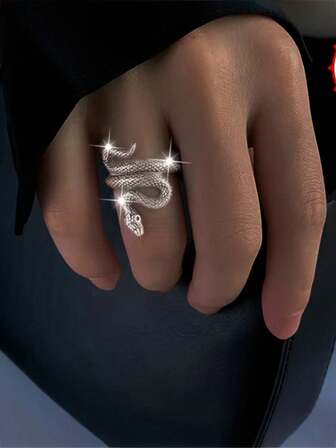 1枚复古蛇形夸张戒指，欧美朋克风格电镀做旧缠绕蛇形戒指，水晶石英离子戒指（女士款）