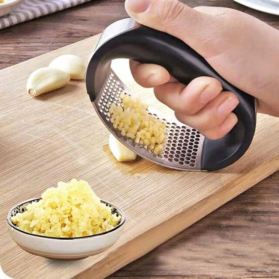 1-Piece Set, Stainless Steel Garlic Press, Manual Garlic Press, Kitchen Multifunctional Household Garlic Press, Garlic Squeeze Tool, Garlic Press Tool, Kitchen Accessories