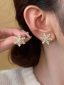 1 Pair Elegant Luxury Snowflake Glass Inlaid Christmas Earrings For Women, Fashionable