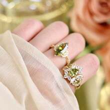 1 Piece French Vintage Open-Ended Ring For Women – Exquisite Niche Court Style Design, Crafted With 18K Gold Plating & Sparkling Gemstone Accents, Blending Artistic Retro Charm & Timeless Elegance. Ideal Daily Accessory To Elevate Casual Outfits, Adding A Touch Of Sophistication To Party Gatherings, Romantic Dates, Intimate Anniversaries, And Memorable Wedding Celebrations. Perfect Gift Choice For Girlfriends, Wives, Or Loved Ones On Valentine's Day, Birthday, Christmas, Or As A Sweet Surprise To Express Affection. The Adjustable Open-Ended Design Ensures A Comfortable Fit For Most Finger Sizes, While The Delicate Gemstone Detailing Enhances Its Luxury Feel, Making It Suitable For Both Daily Wear And Special Occasions.