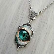 1pc Fashionable Multicolor Eye Pattern Oval Alloy Glass Pendant Necklace, Perfect Accessory For Birthday Gifts And Party Celebrations, Ideal For Jewelry Lovers, Birthday, Holiday, Christmas, New Year, Gifts