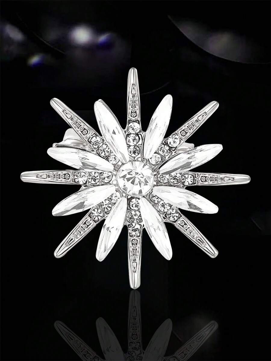Fashion Rhinestone Eight Pointed Star Brooches For Women Unisex Star Pins Banquet Clothing Accessories/Friends Gathering Badges Gifts