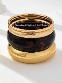 4 Pcs Oversized Chunky Resin Cuff Bangles Set, Minimalist Stackable Golden Color Metal Wheels Bracelets Set, Women Fashionable Jewelry Set For Daily Wear, Dating, Party