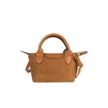 1 pezzo Borsa a spalla da donna di design di nicchia, versatile, nuova per il 2025, di grande capacità, colore unito, minimalista, stile retrò, borsa di lusso di alta gamma a forma di raviolo, borsa a tracolla in camoscio adatta per uscite, shopping, visite turistiche, lavoro, appuntamenti