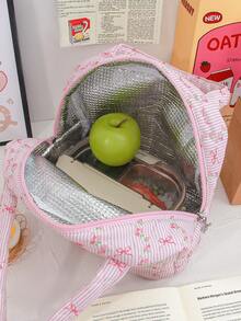 1pc Strawberry Pattern Insulated Lunch Bag, Quilted Thermal Lunch Tote, Food Storage Bag, Quilted Floral Handbag, Reusable Lunch Box, Leak-Proof Lunch Tote, Stylish Insulated Cooler Bag, Cute Lunch Tote, Large Capacity Reusable Thermal Cooler Bag, Home Storage Bag, Suitable For Work, Picnic Or Travel, School, Christmas Gift, Back To School Season - Multicolor - View 3