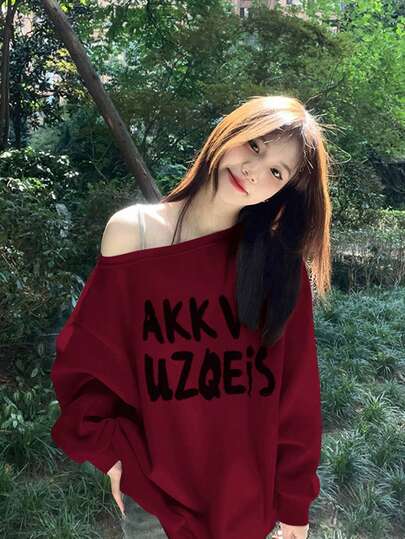 Minimalist Letter Print Asymmetrical Shoulder Burgundy Sweatshirt For Women, Retro American Style Top For Autumn/Winter