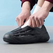 Adidas 男女通用运动透气凉鞋，休闲沙滩拖鞋 - 黑色 - 查看 3