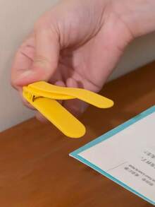 A Set Of 3 Silicone Bookmarks, Automatic Page Turning, Simple Style Pictographic Pen Holder, Memory Bookmark Record, Book Cover And Accessories Reading Tools, Multi-Function Reading Notebook Clip