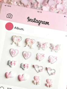 20 قطعة/مجموعة من الزينات المضيئة في الظلام بأشكال فراشات وقلوب لتزيين الأظافر