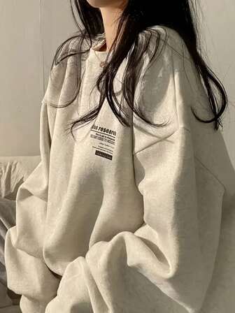 女士休闲宽松棉质卫衣，印有日文字母，百搭秋冬装