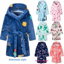 Children's Printed Flannel Bathrobe, Long Sleeve, With Pockets, Hood And Belt, 90cm, Suitable For 2-3 Years Old, Ideal For Autumn/Winter After Bath, Great Christmas Gift. Thickened Flannel Hooded Bathrobe, Astronaut Print, Soft And Comfortable, Perfect Choice After Bath In Autumn/Winter.