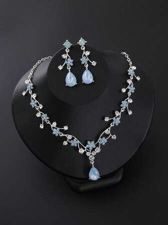 New Flower Crystal Necklace Collarbone Chain, Elegant Alloy Necklace Bridal Wedding Jewelry