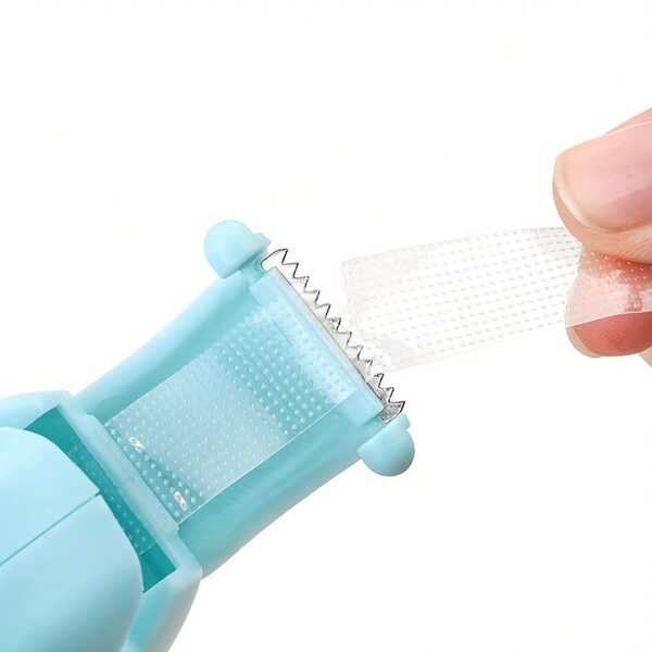 قاطع شريط بشكل قلب كرتوني إبداعي قطعة واحدة، محمول ومتين، يشمل شفرة قطع شريط مخفية وبكرة شريط صغيرة مضمنة، مناسب للمكتب والمدرسة والاستخدام المنزلي، حامل شريط جذاب بتصميم ممتع