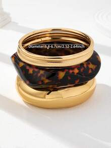 4 Pcs Oversized Chunky Resin Cuff Bangles Set, Minimalist Stackable Golden Color Metal Wheels Bracelets Set, Women Fashionable Jewelry Set For Daily Wear, Dating, Party