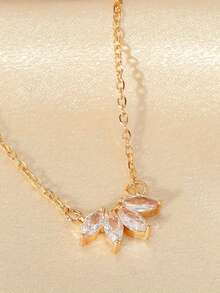 精致 14k 镀金颈链 榄尖形钻石项链 花瓣钻石项链 精致优雅的钻石首饰 伴娘礼物，送给妈妈的礼物