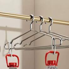 120 peças de cabide de metal para pendurar, adequado para decoração (incluindo decoração de festivais, decoração de quartos, decoração de casa, decoração de quarto). Pode pendurar calças, sapatos, jeans, botas e saias. É um presente ideal para o Halloween.