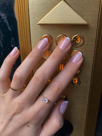 24pcs Short Almond Press On Nails Red French Tip Nails Minimalist Style Full Cover For Women Girls Daily Wear Summer Nails Art