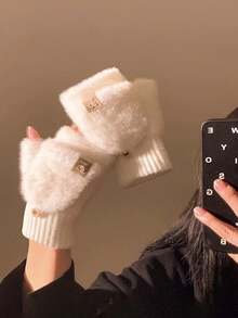 1双女士翻盖半指白色毛绒露指手套，加厚保暖，适合学生秋冬写字骑行，加厚针织露指写字带触摸屏，休闲腈纶