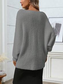 Plus Size Solid Color Batwing Sleeve Loose Pullover Sweater - Grey - View 2