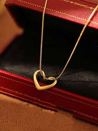 1pc Fashionable Hollow Minimalist Heart Necklace, Stainless Steel Electroplated Non-Fading Clavicle Chain For Women