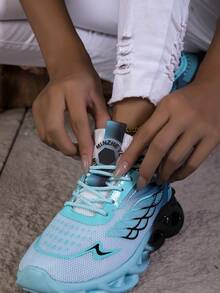 Comfortable,Casual,Commuter,Mothers Day Gifts ,Holiday,Halloween,Christmas,Personalized,Halloween Women's Fashion,Fallfreshnes,Fall Shoes For Woman,Shoes For Women Clearanc,2025 Autumn New Arrivals Women's Lightweight Stylish Sneakers - Low-Top  Sole For All-Day Wear, Casual Sneakers |   Low-Top Sneakers |   Lace-Up Closure, Comfortable, Non-Slip, Lace-Up Casual Sneakers With Cushioned Insoles, White Stripe Design (These Shoes Are Perfect For Swapping With Friends At The Start Of The New School Year. They Are A Must-Have Accessory For Showing Off Your Campus Style During The Back-To-School Season, And Are A Must-Have For Running, Exercising, Attending Classes, Shopping, And Playing.) There Are Various Fashionable Colors Available,  They Are A Must-Have Item For Halloween Costume Outfits And Also Very Suitable For Wearing With Clothes In The Autumn Season.