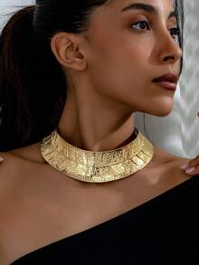 New Collar Necklace, Metallic Leaf Design, Versatile For Evening Gowns And Performances