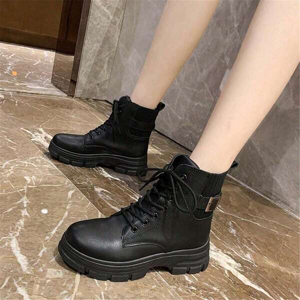 Thick Sole Lace-Up Boots For Women, Fashionable British Style Short Boots, Versatile & Slimming, Autumn/Winter New Arrival