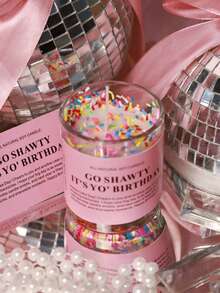 1 cây nến dễ thương, Chúc mừng sinh nhật! Chúc bạn một sinh nhật tuyệt vời với thật nhiều kỷ niệm ngọt ngào! Mong rằng sinh nhật của bạn sẽ ngọt ngào như cây nến mờ này, và năm tới sẽ tràn ngập niềm vui, những cuộc phiêu lưu và những khoảnh khắc đáng để chia sẻ. Chúc mừng sinh nhật! Thích hợp cho mọi dịp sinh nhật! Nến trong lọ, Nến, Quà tặng, Trang trí nhà cửa, Trang trí sinh nhật, Nến sinh nhật, Đồ trang trí. - Nhiều màu - Xem 9